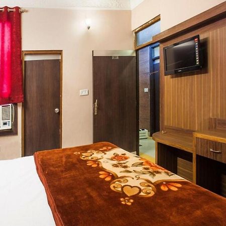 Hotel Novelty Dżammu Zewnętrze zdjęcie