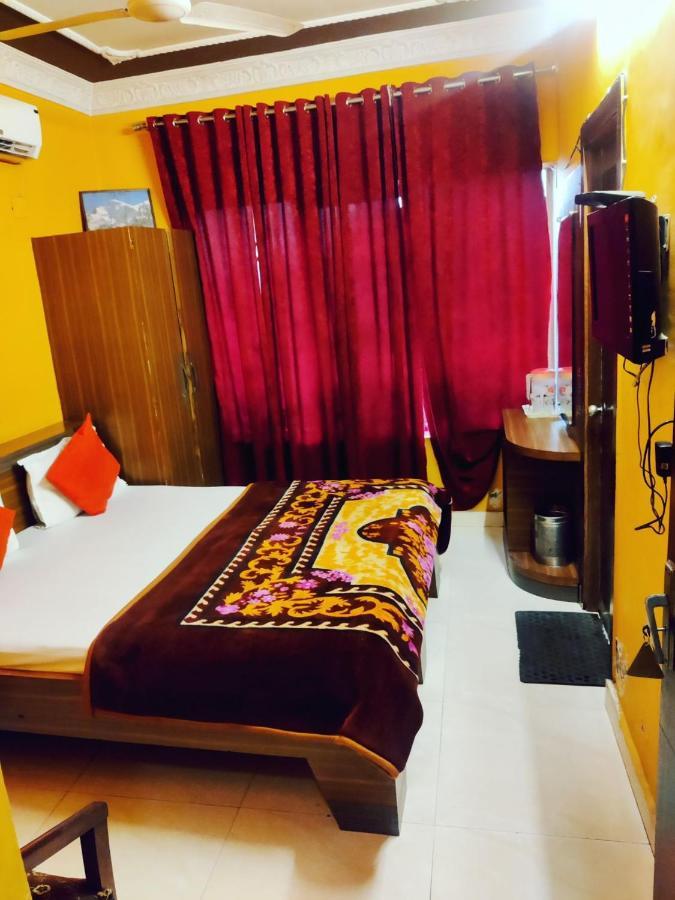 Hotel Novelty Dżammu Zewnętrze zdjęcie