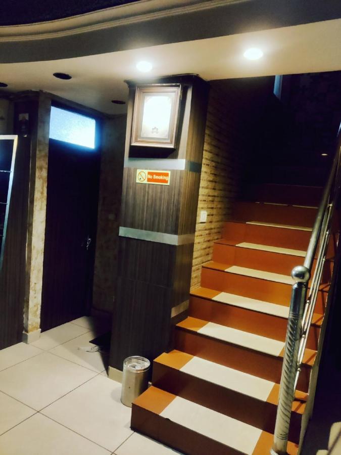 Hotel Novelty Dżammu Zewnętrze zdjęcie