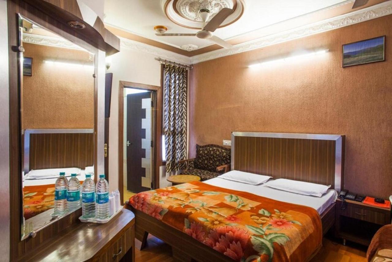 Hotel Novelty Dżammu Zewnętrze zdjęcie
